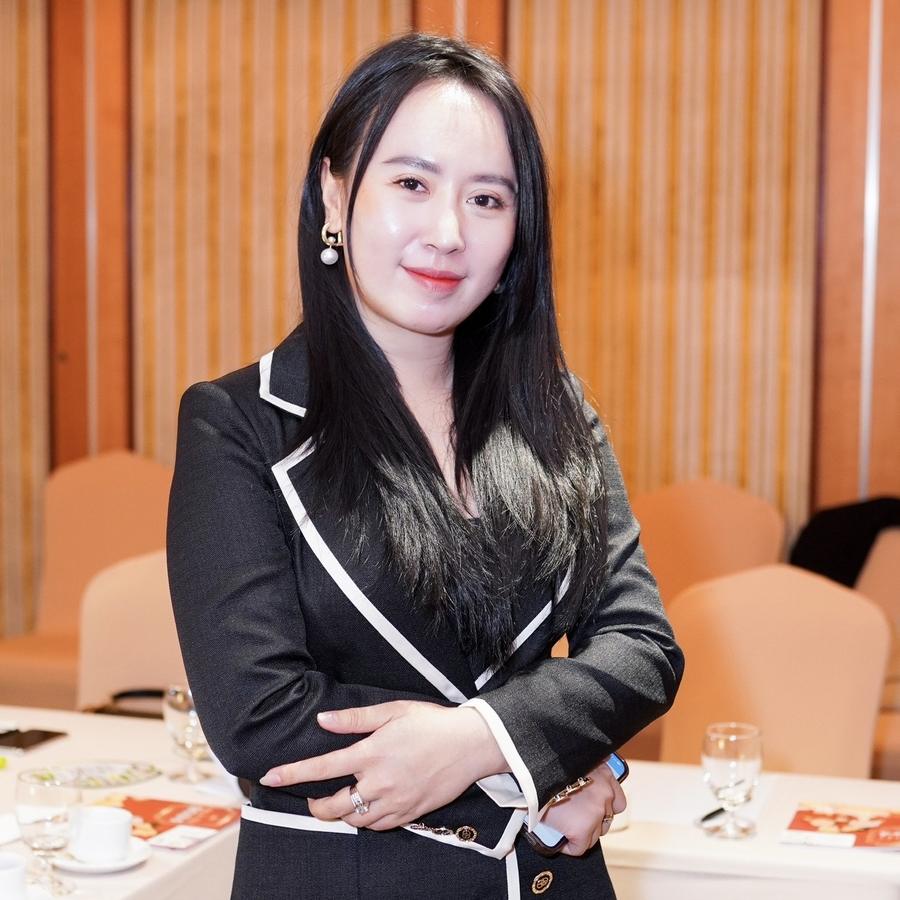 Chân dung Nguyễn Lê Mỹ Huyền