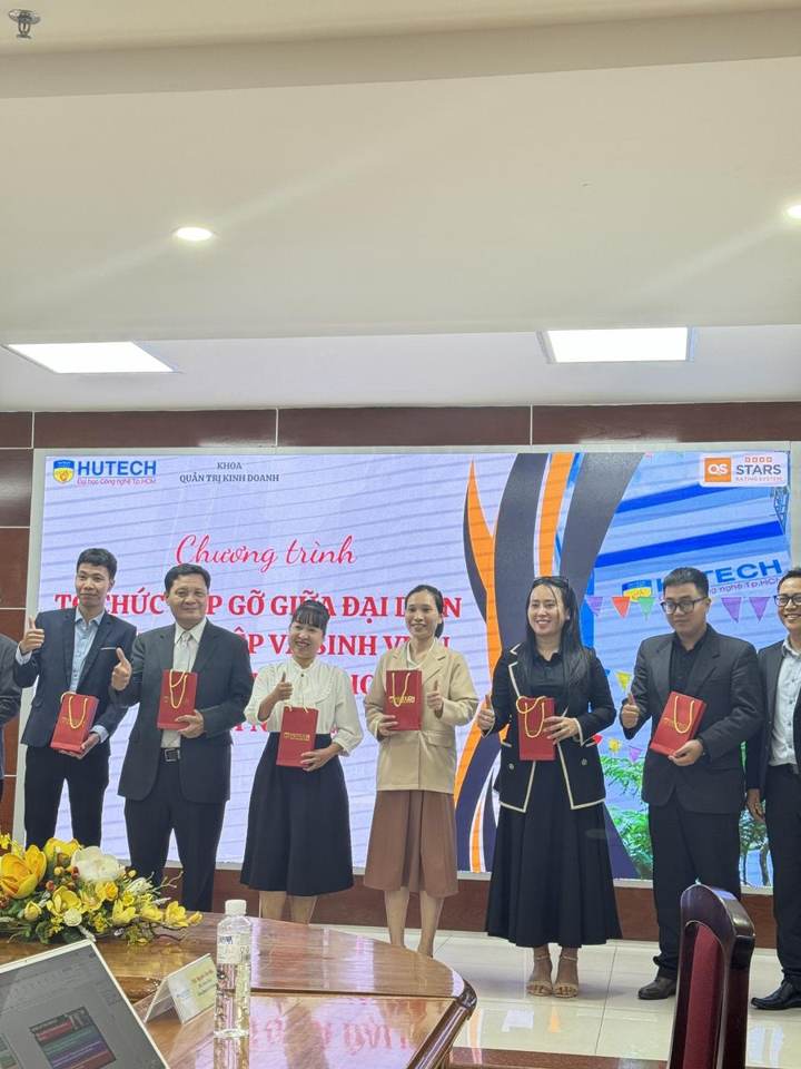 Hợp tác HUTECH hỗ trợ sinh viên